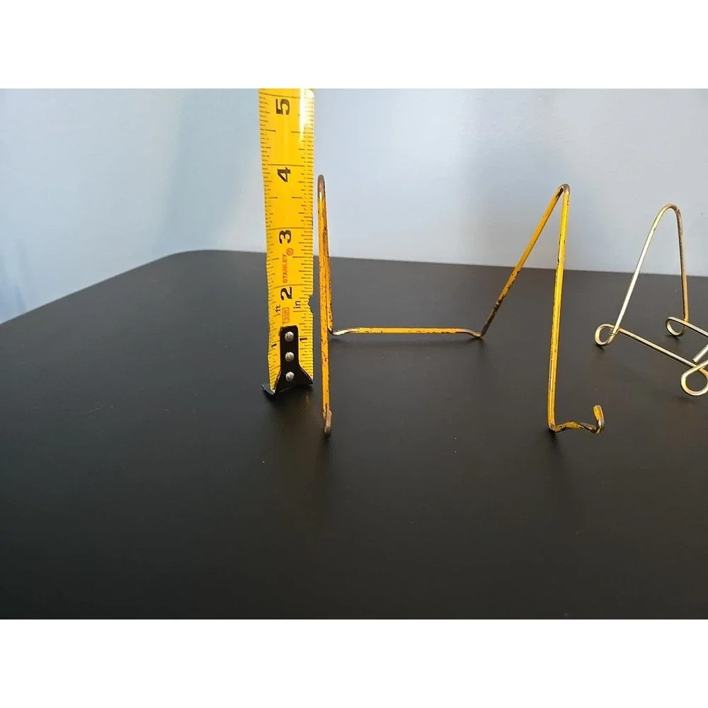 Set of 3 gold toned twisted metal plated artwork display easel stand Size -pics